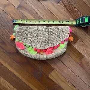 Colorful Pom-Pom Lilly Pulitzer Clam Straw Clutch